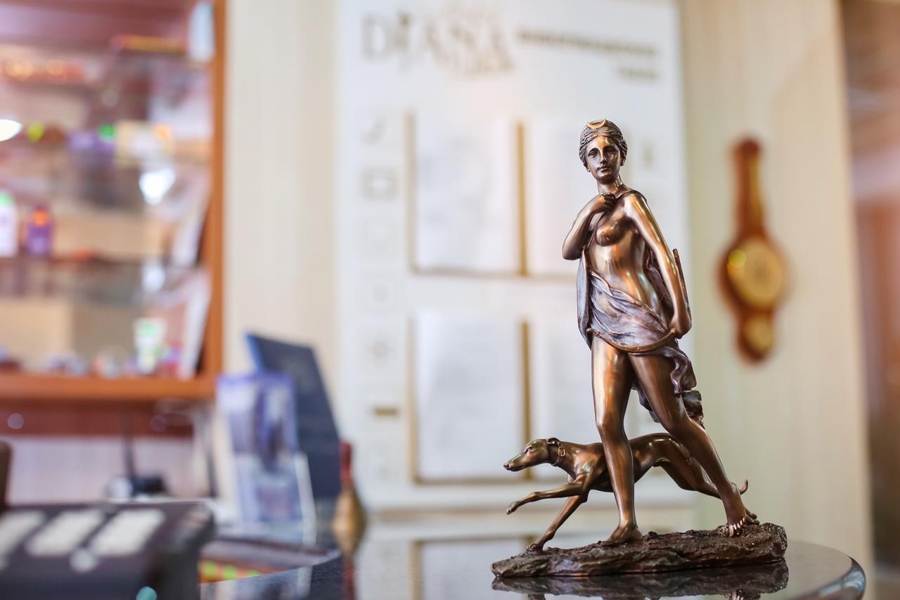 Diana Palace Yambol Eksteriør bilde